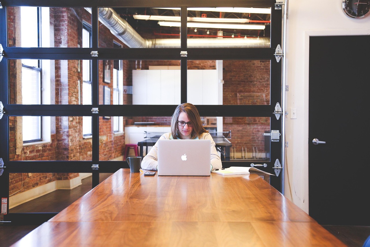 Student, typing, keyboard — Nang Delivery: The Modern Standard in Efficient Service